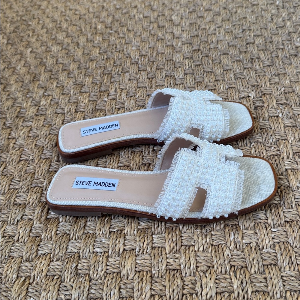 New Without Box Steve Madden White Beaded Slip-On Sandals - Picture 2 of 5